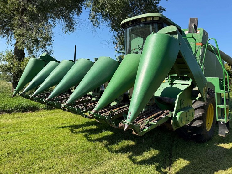 john-deere-693-image-1