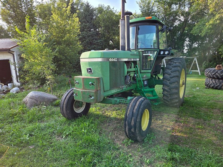 1980-john-deere-4440-image-1