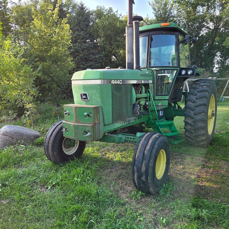 1980 JOHN DEERE 4440