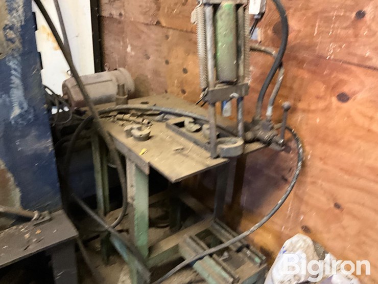 hydraulic-hose-maker-&-hydraulic-press-image-13