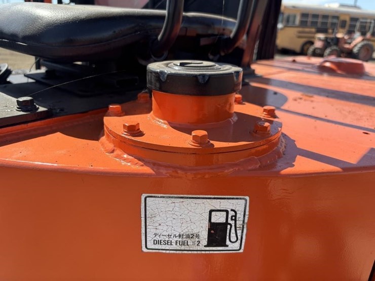 kubota-sr25-hydraulic-excavator-image-32