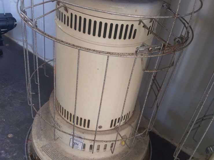 qty-4-kerosene-heaters-image-5