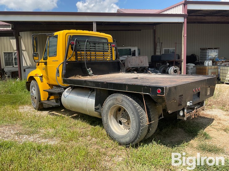 2005-international-durastar-4300-image-7