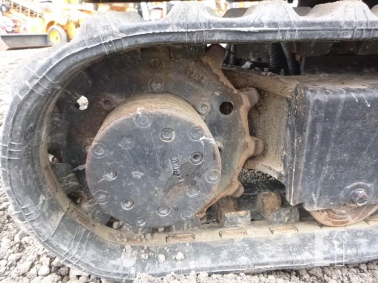 2018-kubota-k008-3-image-31