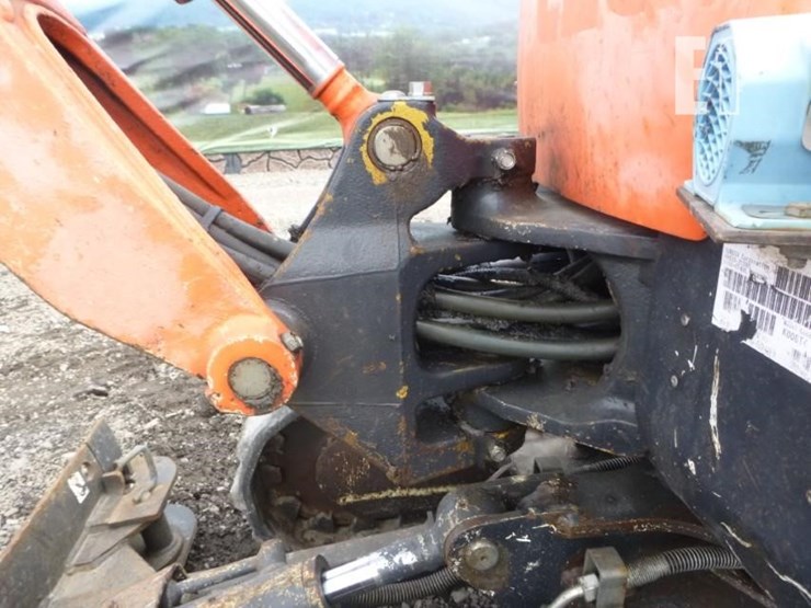 2016-kubota-k008-3-image-20