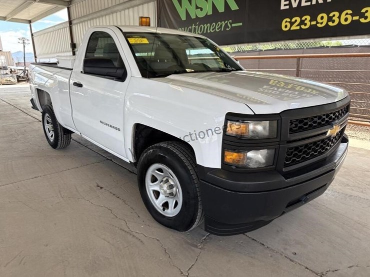2014-chevrolet-silverado-1500-image-2