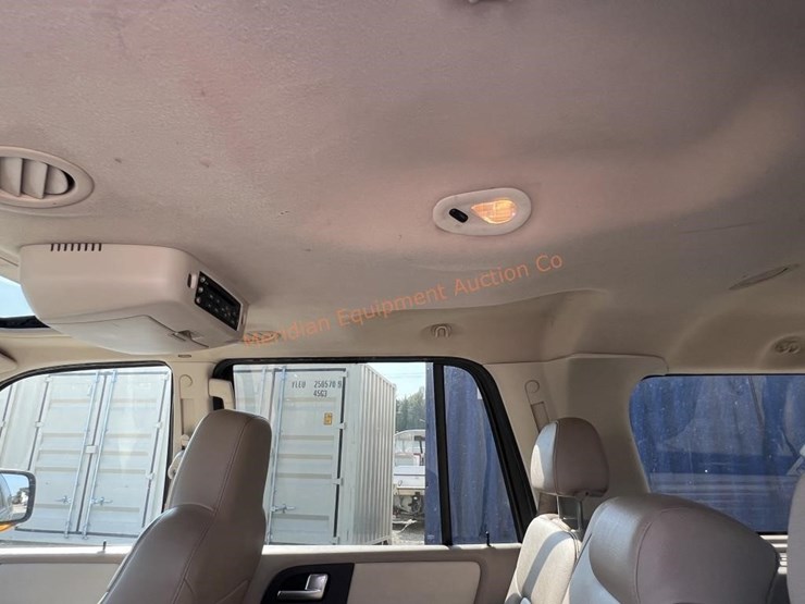 2003-ford-explorer-eddie-bauer-image-23