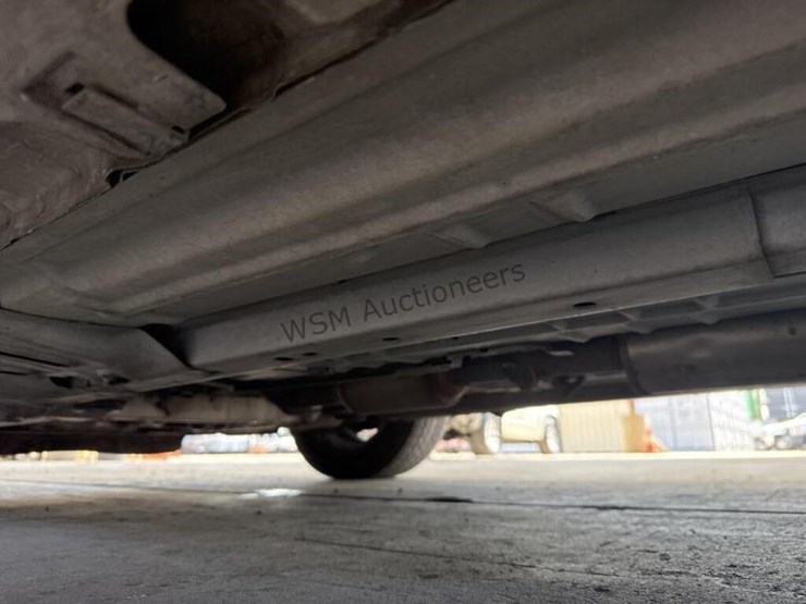2016-chevrolet-impala-ls-sdn-image-25