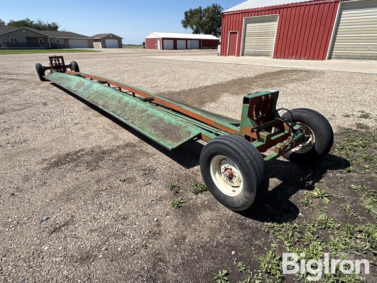 kuhn-30'-grain-drill-transport-image-7