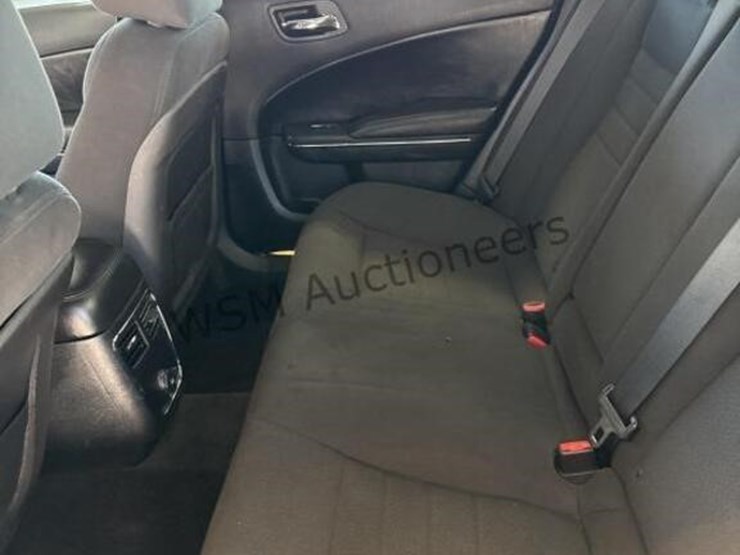 2013-dodge-charger-se-sdn-image-21