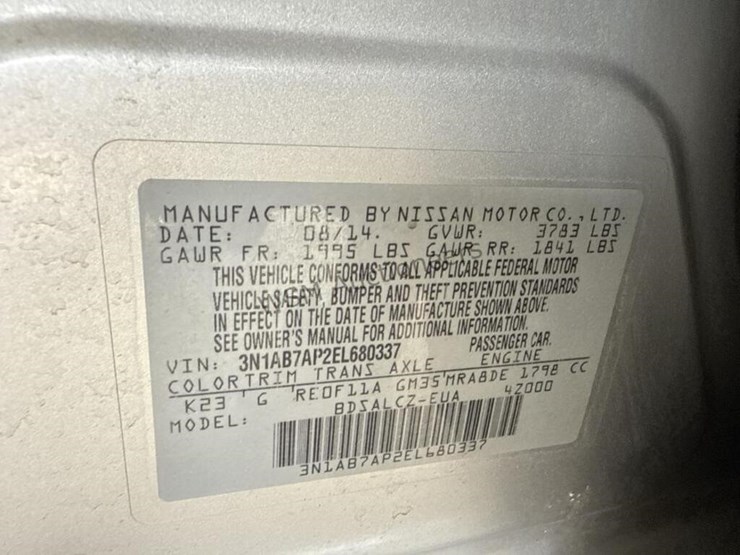 2014-nissan-sentra-sdn-image-14