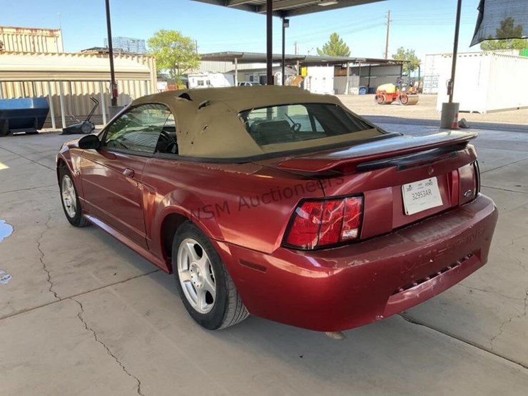 2003-ford-mustang-convertible-image-5