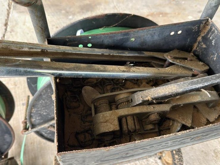 #141-•-banding-cart-and-tools-image-5