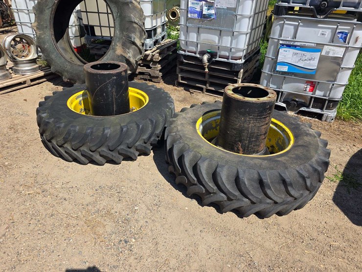 john-deere-7000-image-1