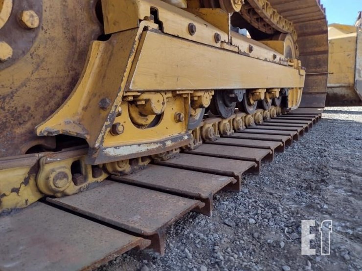 2022-deere-450k-image-35