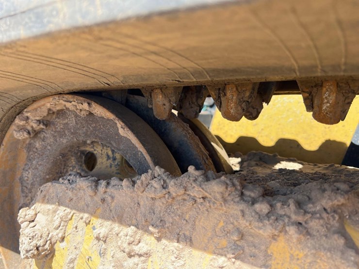 2018-caterpillar-299d2-image-11