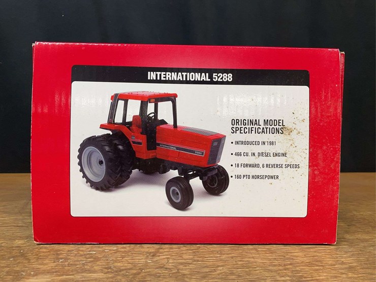 1/16-ih-5288-nib-ertl-image-4