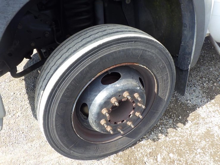 2008-ford-f550-image-10