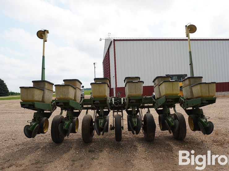 john-deere-7000-image-6