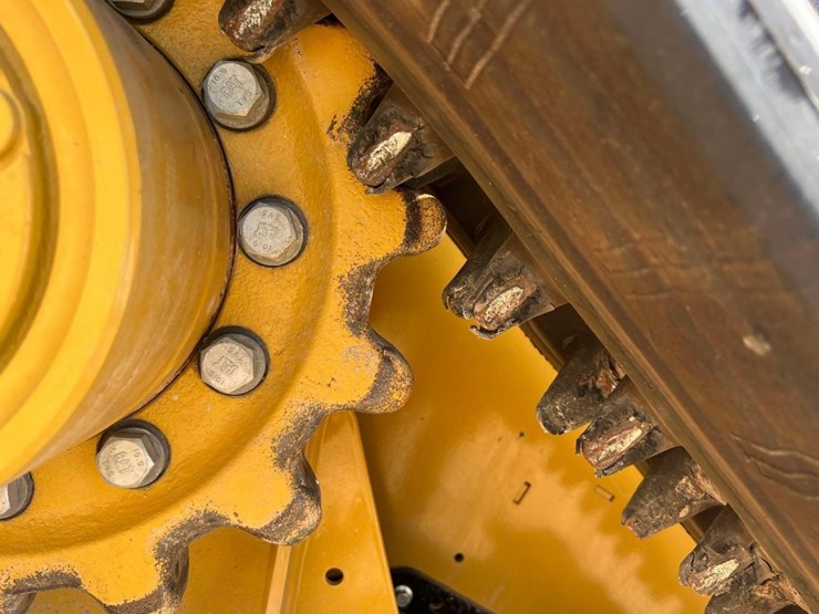 2024-caterpillar-255-skid-steer-image-19