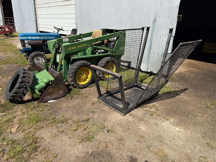 john-deere-70-image-3