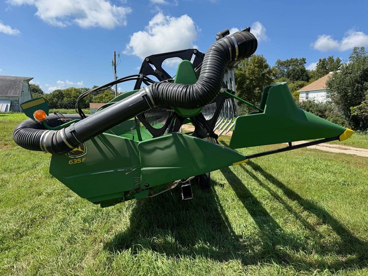 2010-john-deere-635f-image-18