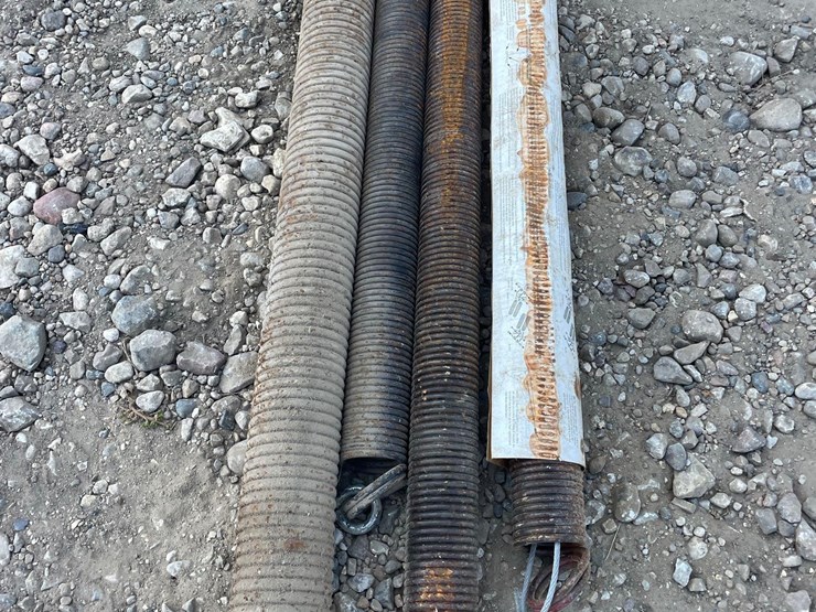 garage-door-springs-image-3