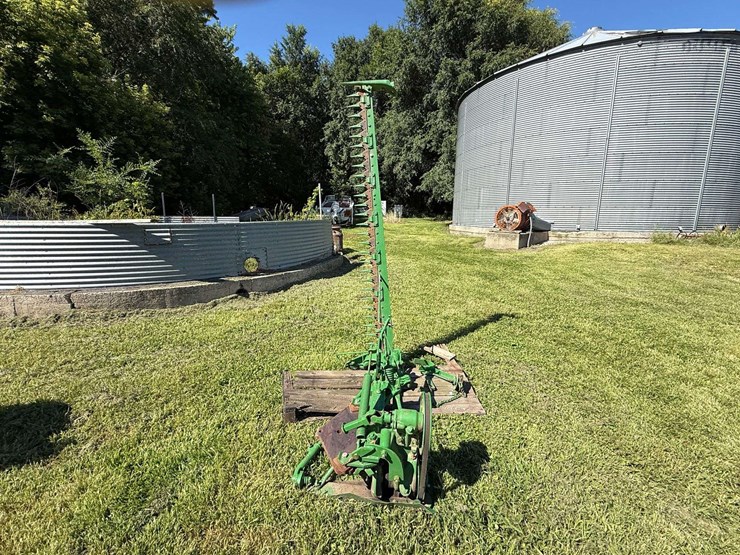 john-deere-7-image-6