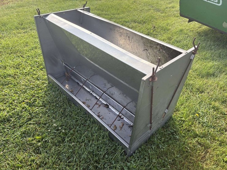 stainless-steel-pig-feeder,-double-sided,-50”-image-3