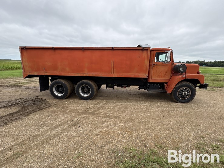 1973-diamond-reo-t/a-grain-truck-image-4