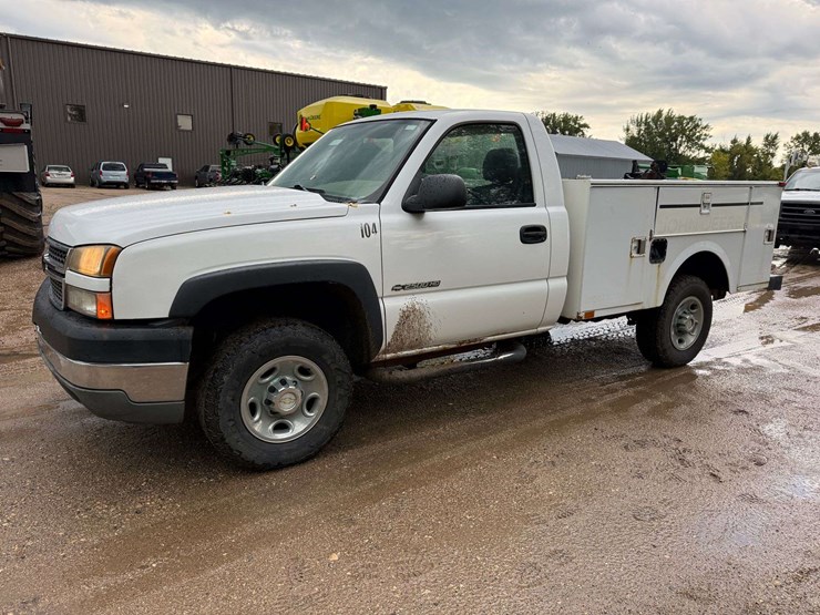 2006-chevrolet-2500-image-33