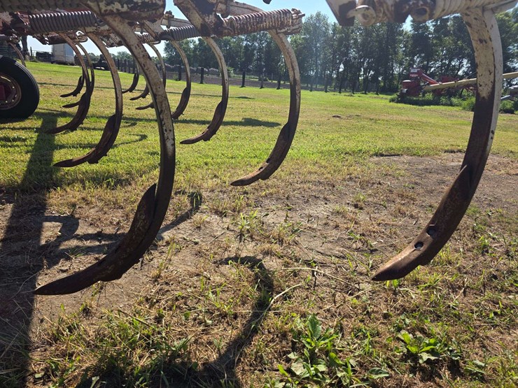 wil-rich-18’-chisel-plow,-all-points-cab-be-flipped,-9.5l-15-tires-on-6-bolt-rims,-does-have-some-we-image-18