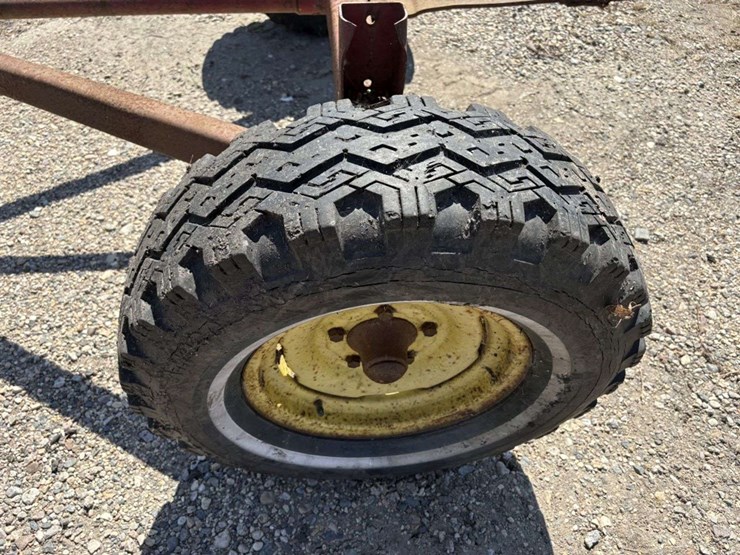 lindsay-4-wheel-gear,-rear-hitch-image-9