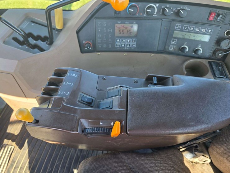 2000-john-deere-9400t-image-60