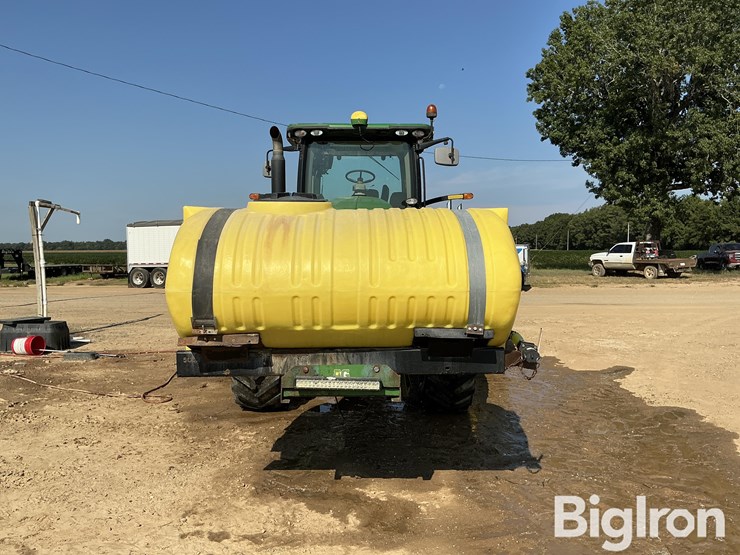 2013-john-deere-8235r-image-2