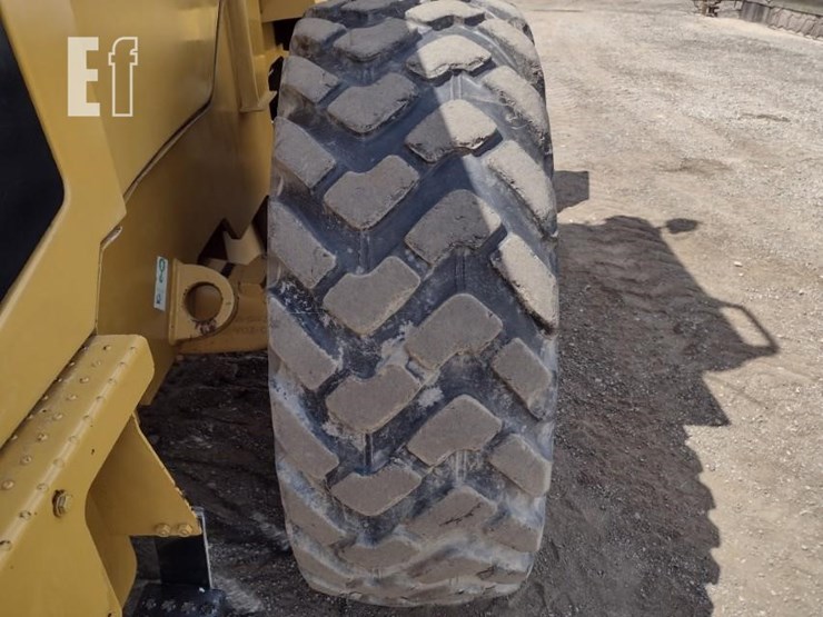 2002-caterpillar-938g-image-22