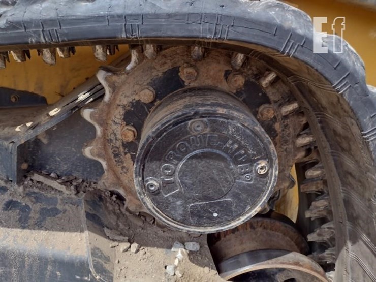 2022-deere-333g-image-20