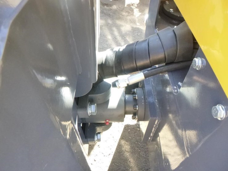 2025-sdlool-sl1000-tandem-vibratory-roller-image-9