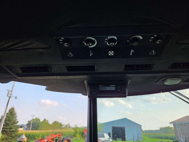 1980-john-deere-4440-image-16
