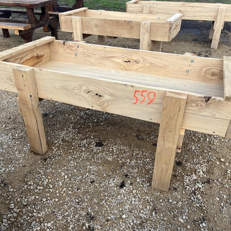 6 ft. Feed Bunk