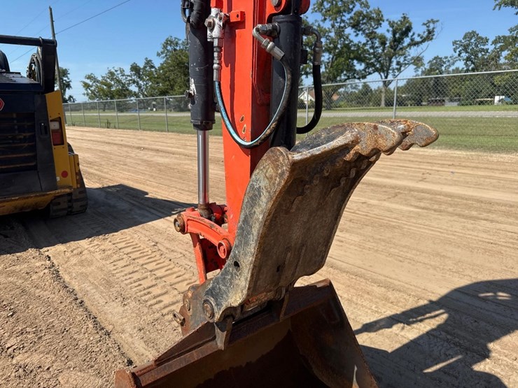2019-kubota-kx057-4-image-23