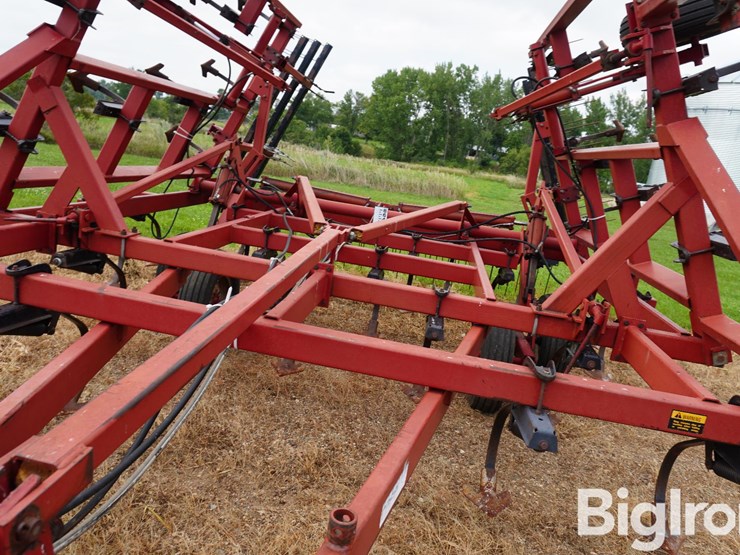 case-ih-4800-image-16
