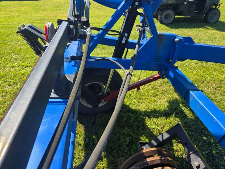 new-holland-sg110-image-22