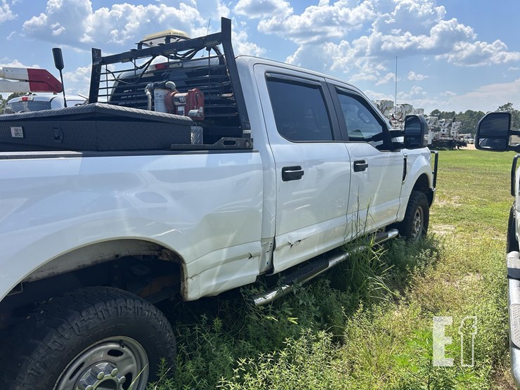 2019-ford-f250-image-8