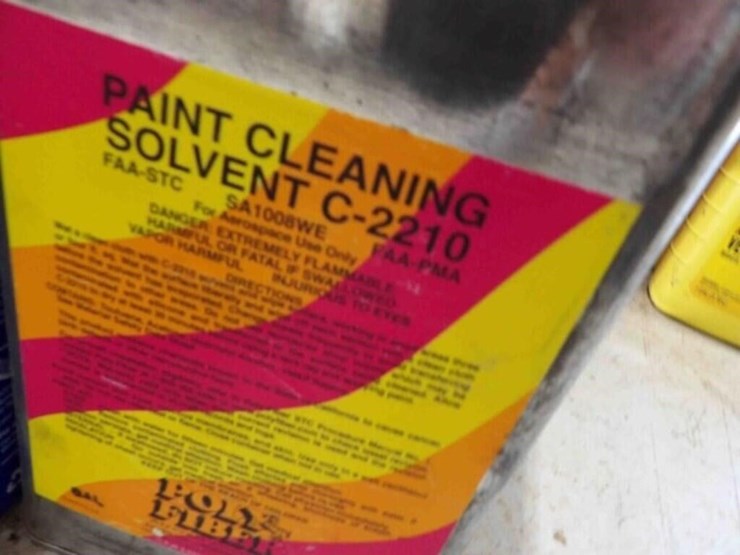 paint-cleaning-acetone,-solvent-image-3