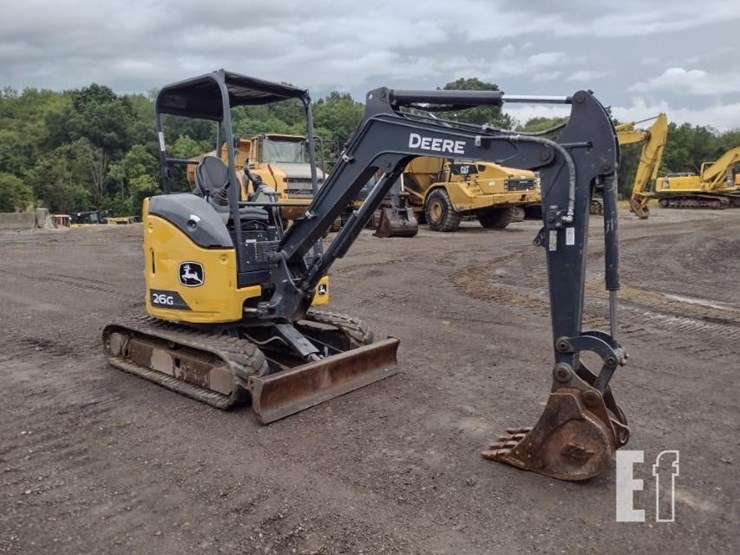 2022-deere-26g-image-47