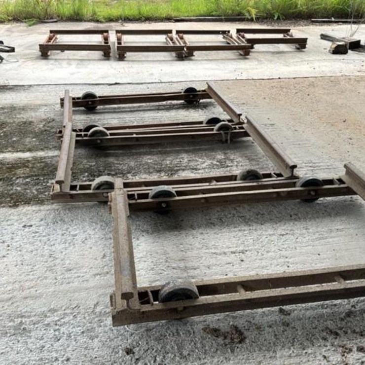 #140 • Steel Wood Carts