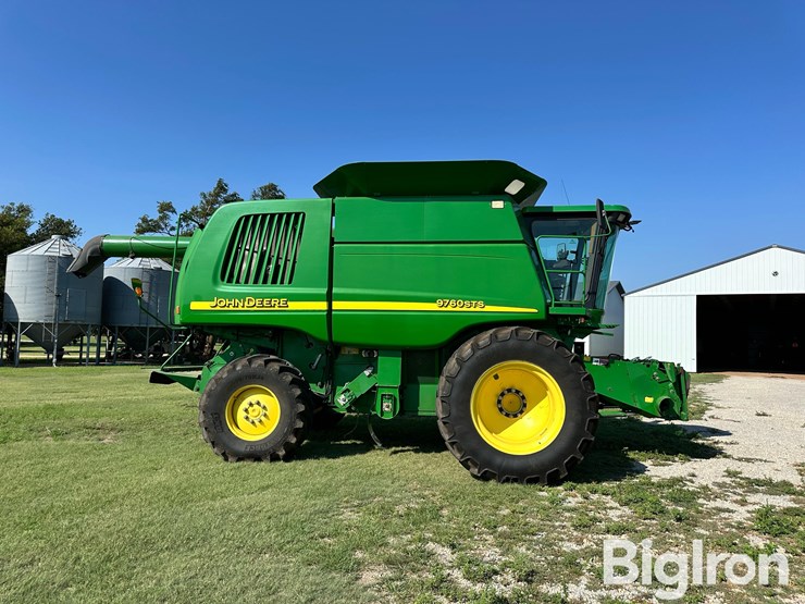 2005-john-deere-9760-sts-image-4