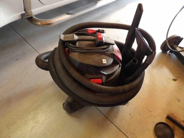 16-gallon-shop-vac-w/-attachments-image-3
