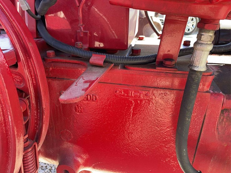 1950-ih-farmall-m-image-36